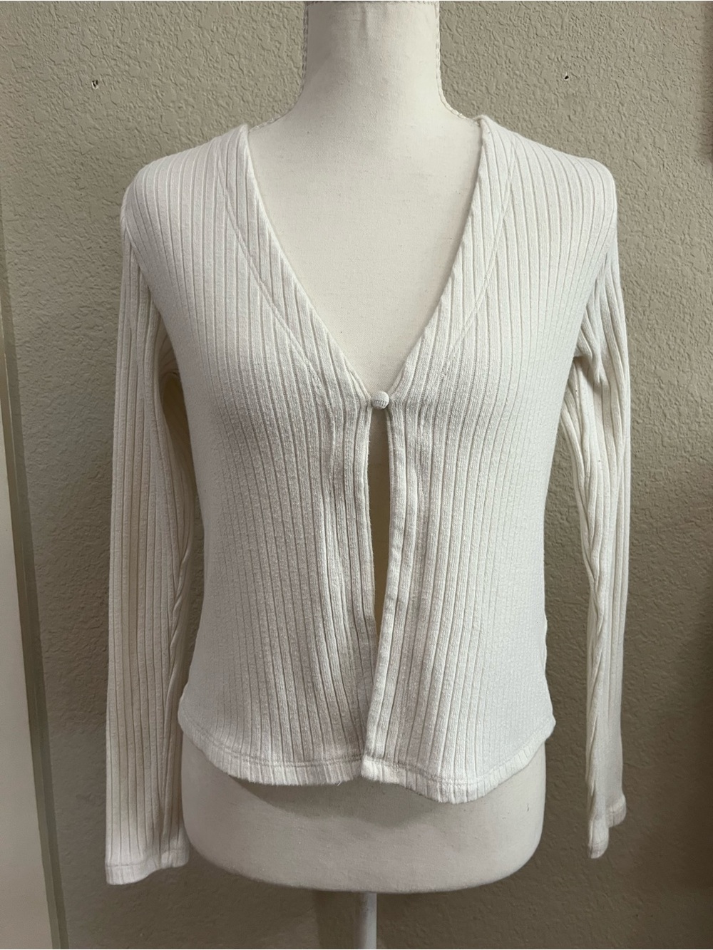 Old Navy Women’s Ribbed Button-Front Sweater Cardigan — Cream